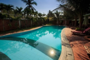 benefits of swimming pool deck resurfacing
