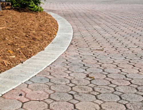 Choosing the Right Stone Paver Edging