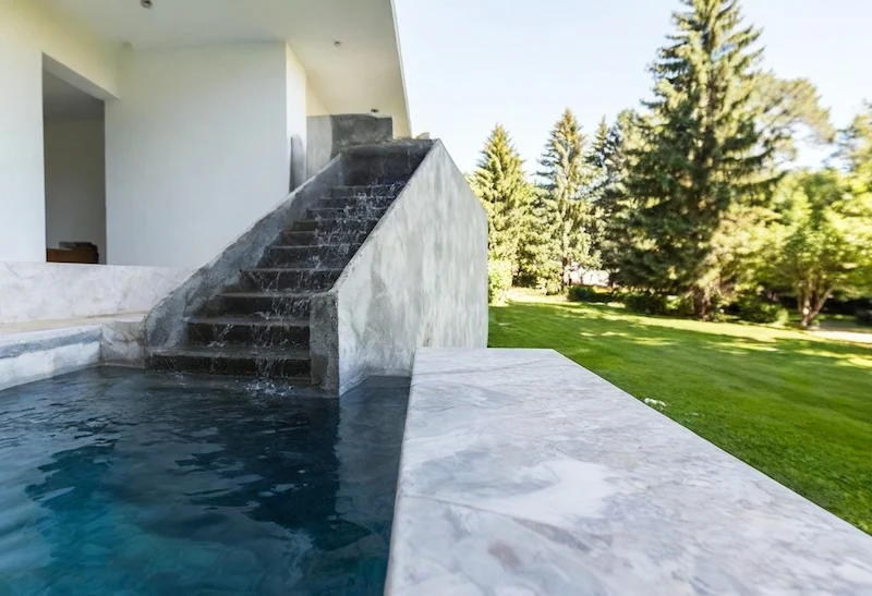 Pool Resurfacing and Replastering Options