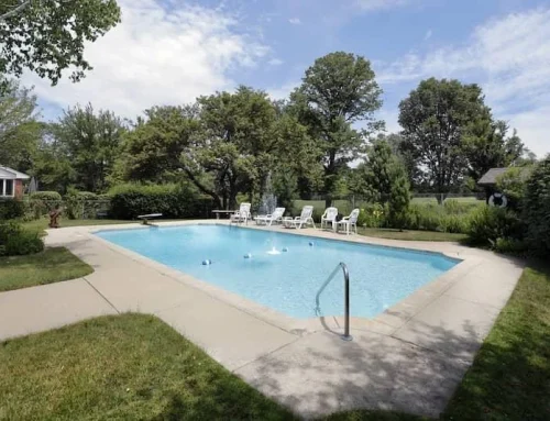 Best Pool Deck Materials in Florida (Stay Cool)