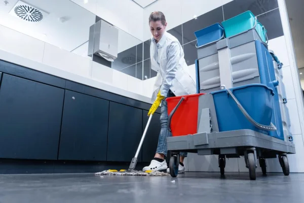 Products Should Never Be Used When Cleaning Epoxy Floors